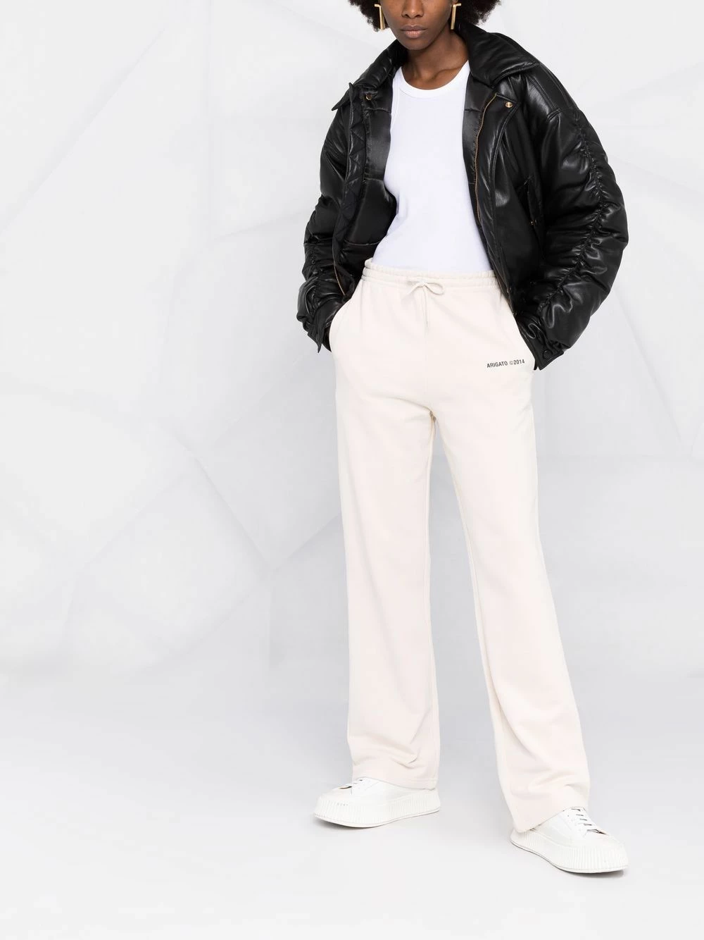 Budget 💯 Axel Arigato Prix Raisonnable Pantalon de jogging évasé à logo imprimé pantalons de survêtement femme 😀 2 Axel Arigato pantalon de jogging évasé à logo imprimé